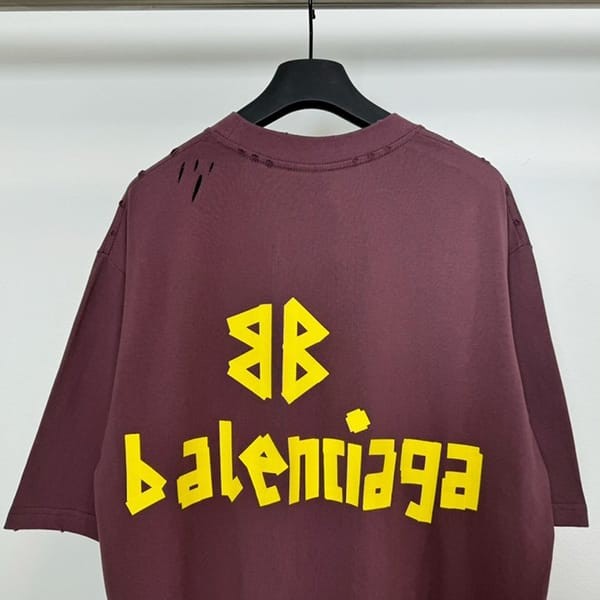 売上総額１位！バレンシアガ n級品 TAPE TYPEロゴ 半袖 Tシャツ baz63564